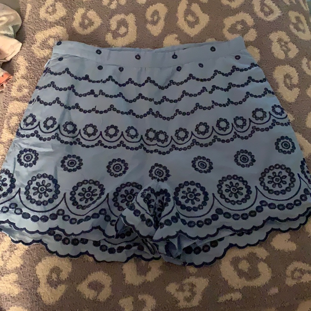 Southern Tide Embroidery shorts